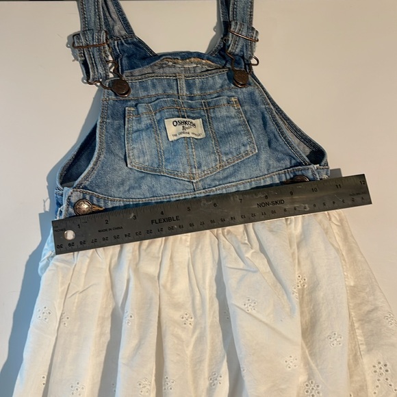 Oshkosh b’gosh toddlers 5t denim and lace overalls jumper dress like new - Picture 11 of 12